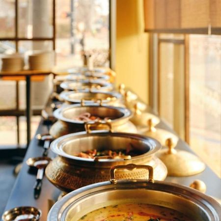 Fabhotel La Serene Bnb- Ashok Vihar 新德里 外观 照片