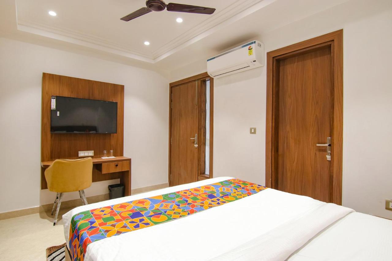 Fabhotel La Serene Bnb- Ashok Vihar 新德里 外观 照片