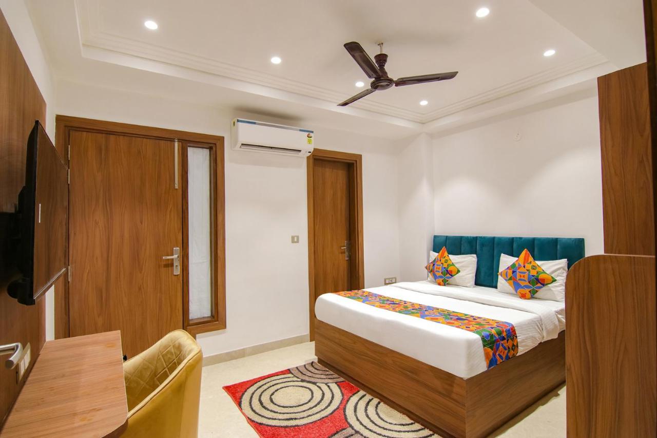 Fabhotel La Serene Bnb- Ashok Vihar 新德里 外观 照片